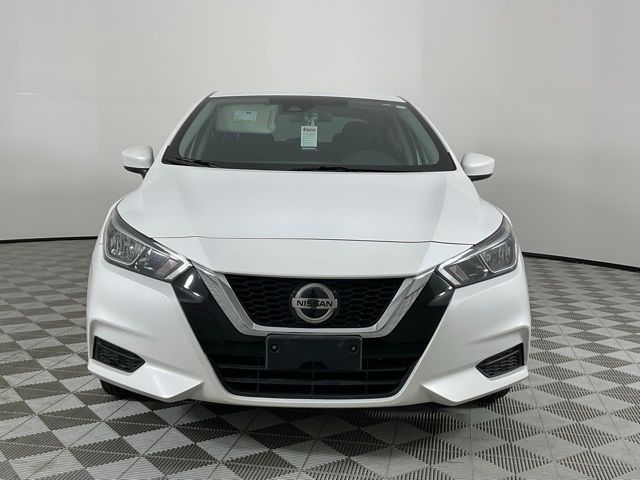 2022 Nissan Versa SV