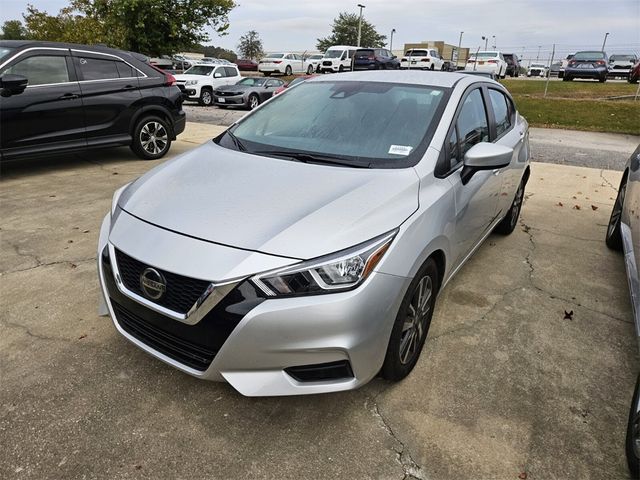 2022 Nissan Versa SV