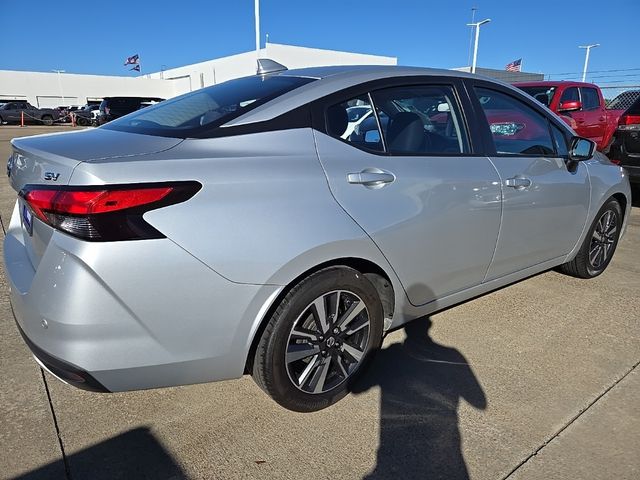 2022 Nissan Versa SV