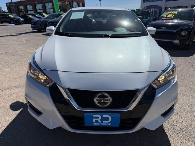 2022 Nissan Versa SV