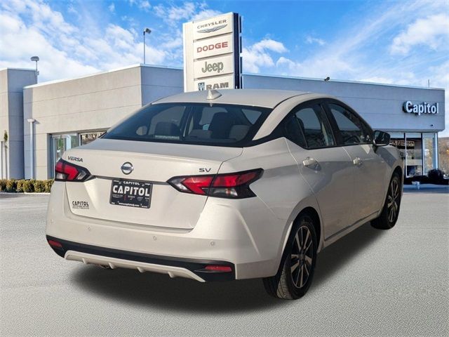 2022 Nissan Versa SV