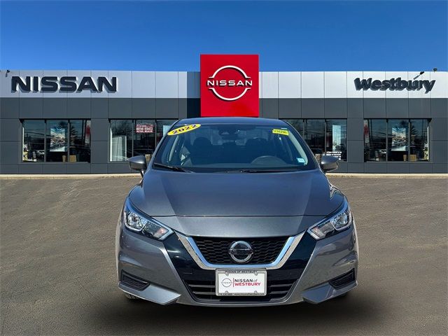 2022 Nissan Versa SV