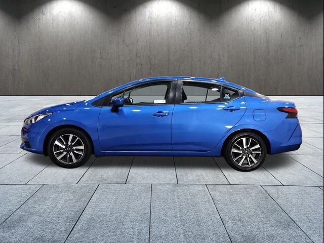 2022 Nissan Versa SV