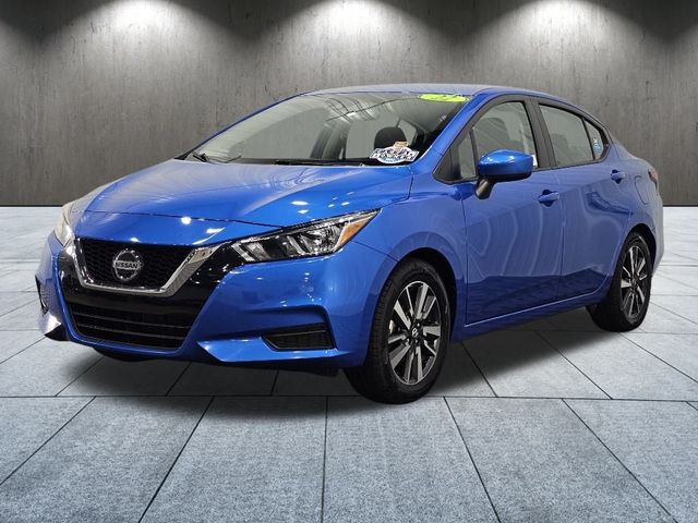 2022 Nissan Versa SV