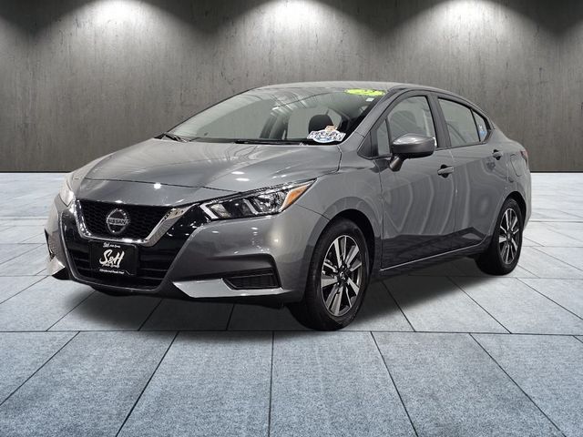 2022 Nissan Versa SV