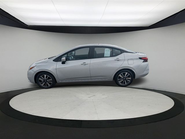 2022 Nissan Versa SV