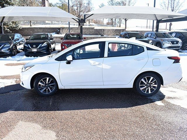 2022 Nissan Versa SV