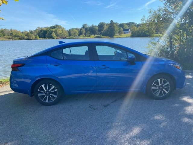 2022 Nissan Versa SV