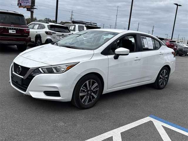 2022 Nissan Versa SV