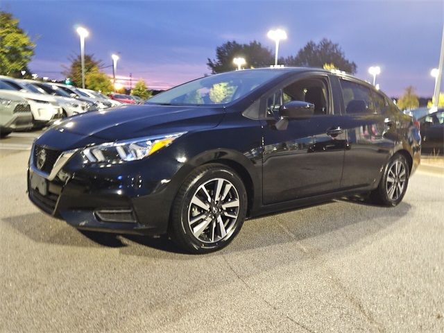 2022 Nissan Versa SV