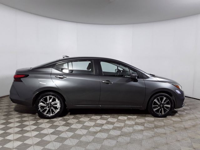 2022 Nissan Versa SV