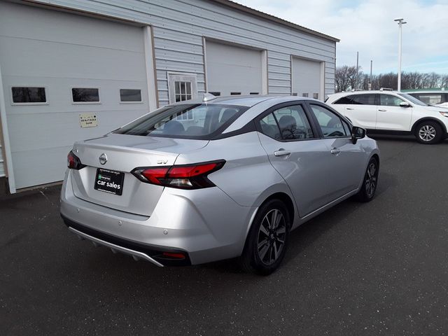 2022 Nissan Versa SV