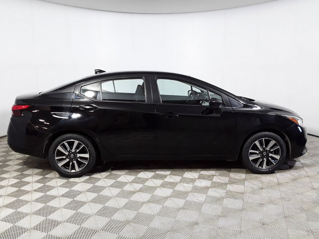 2022 Nissan Versa SV