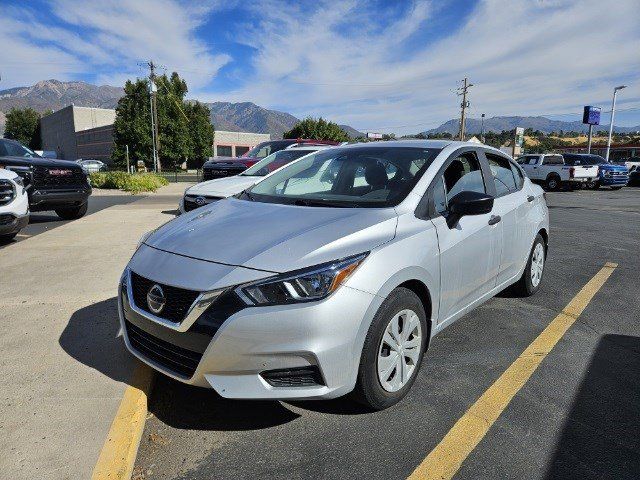 2022 Nissan Versa S