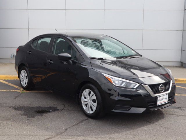 2022 Nissan Versa S