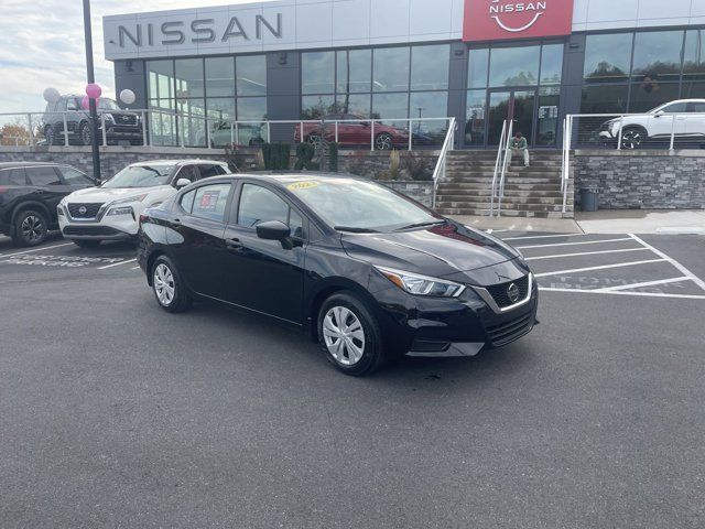 2022 Nissan Versa S