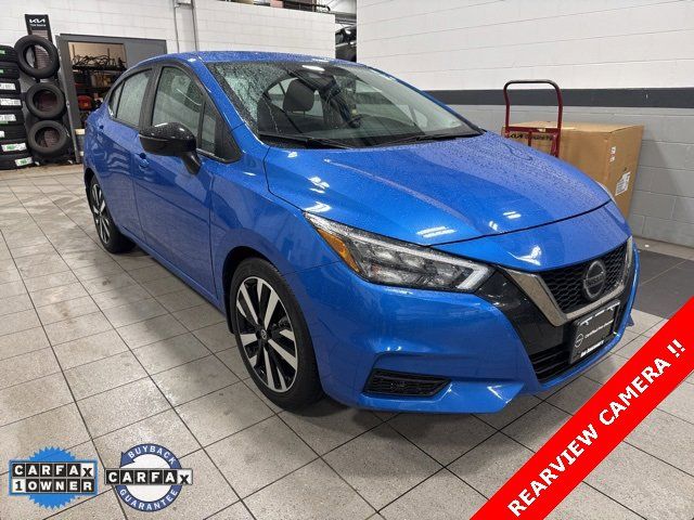 2022 Nissan Versa SR