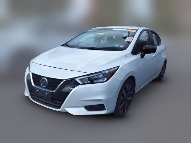 2022 Nissan Versa SR