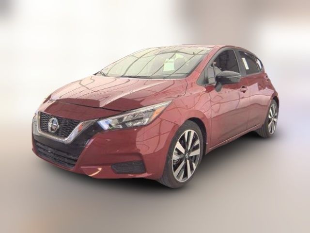 2022 Nissan Versa SR