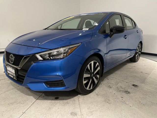 2022 Nissan Versa SR