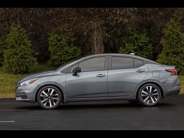 2022 Nissan Versa SR