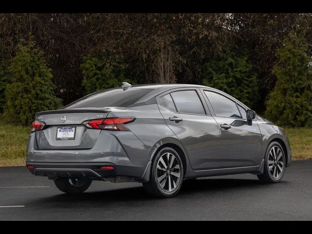 2022 Nissan Versa SR