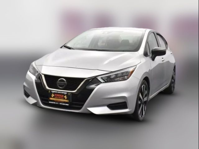 2022 Nissan Versa SR