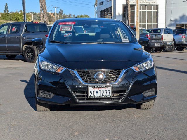 2022 Nissan Versa SV