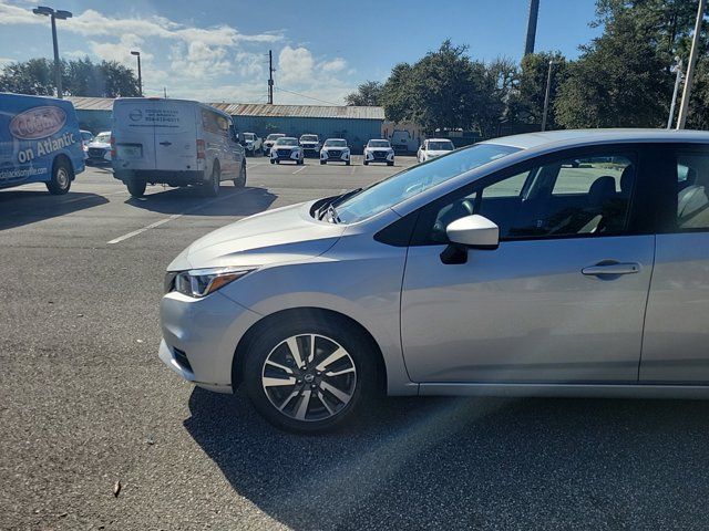 2022 Nissan Versa SV