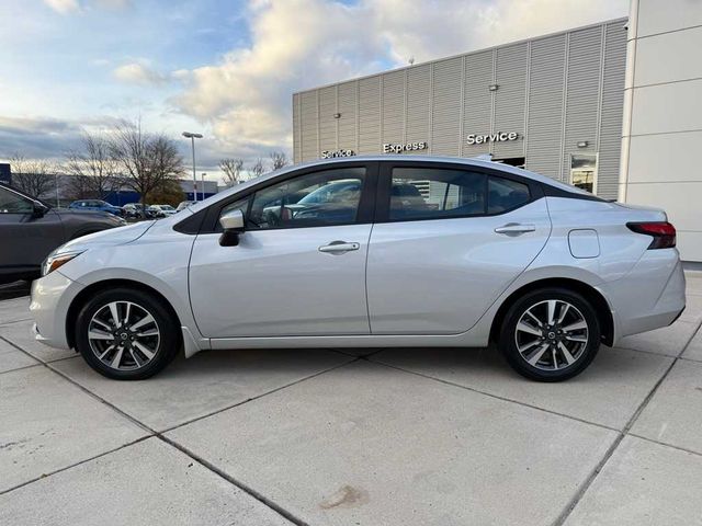 2022 Nissan Versa SV