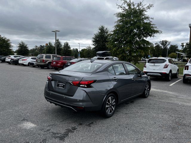 2022 Nissan Versa SV