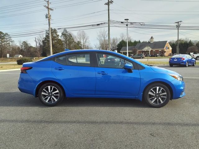 2022 Nissan Versa SV