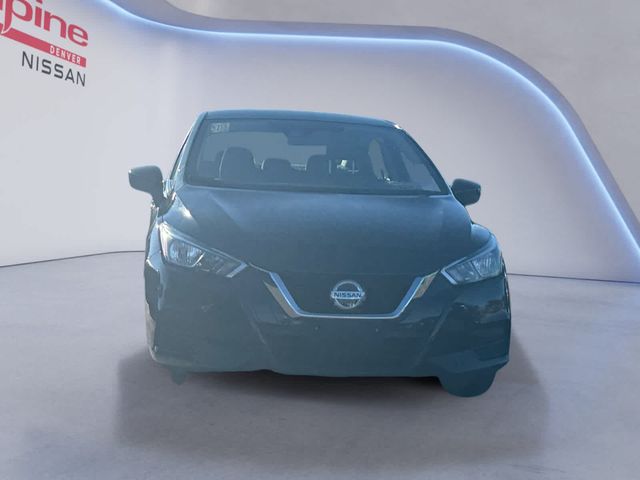 2022 Nissan Versa SV