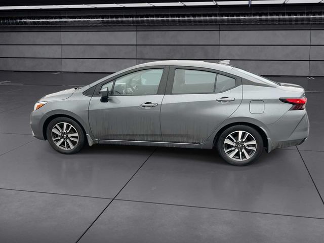 2022 Nissan Versa SV