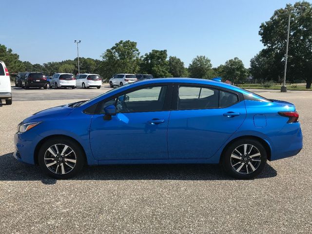 2022 Nissan Versa SV