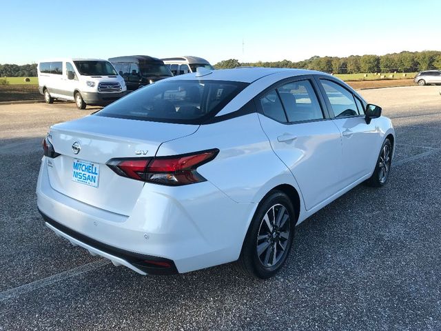 2022 Nissan Versa SV