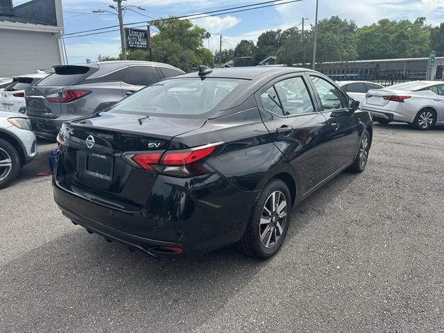 2022 Nissan Versa SV