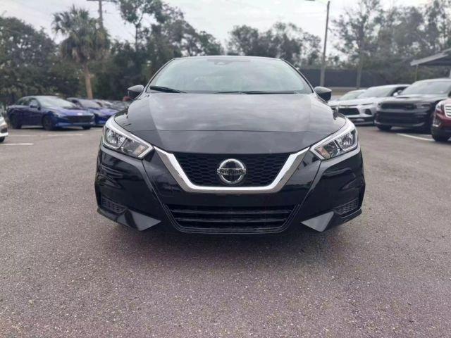 2022 Nissan Versa SV