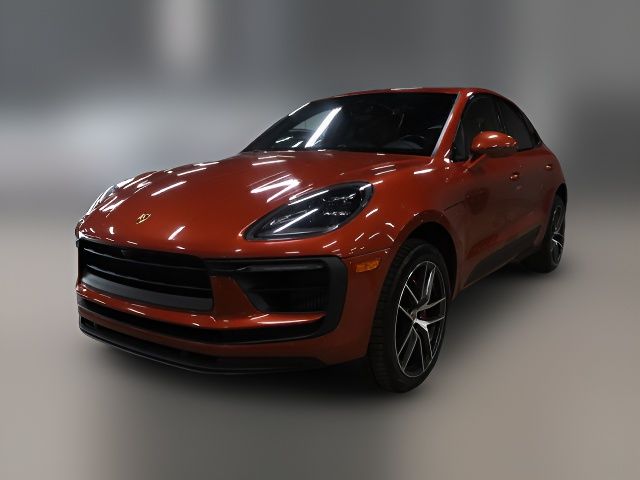 2022 Porsche Macan S