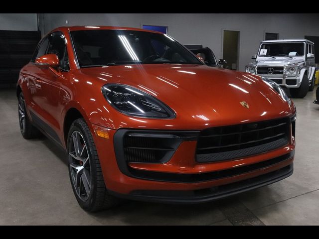 2022 Porsche Macan S