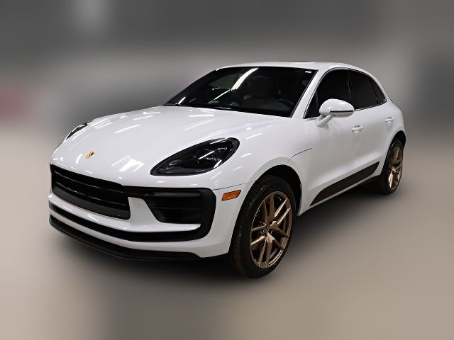 2022 Porsche Macan S