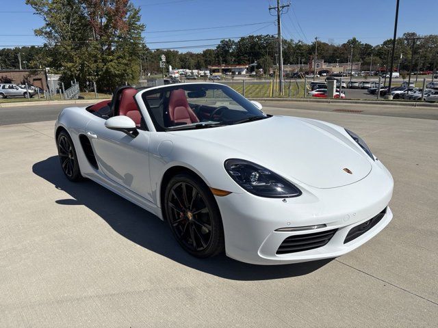 2022 Porsche 718 Boxster S