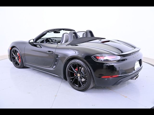 2022 Porsche 718 Boxster S