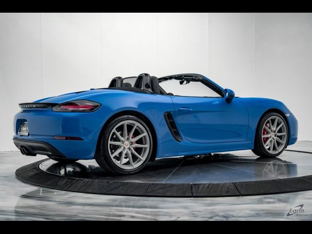 2022 Porsche 718 Boxster S