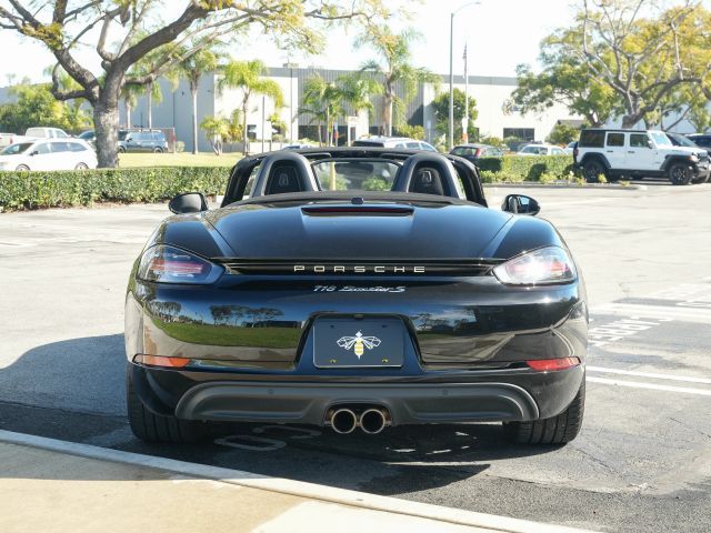 2022 Porsche 718 Boxster S