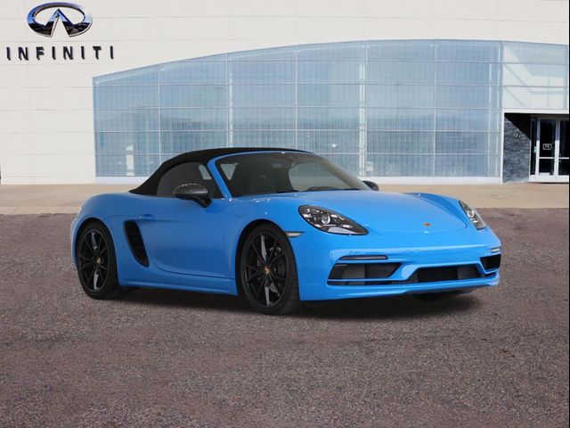 2022 Porsche 718 Boxster T