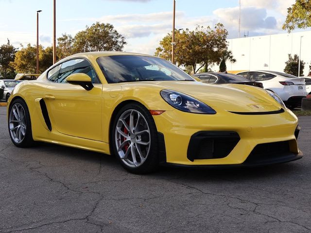 2022 Porsche 718 Cayman GT4