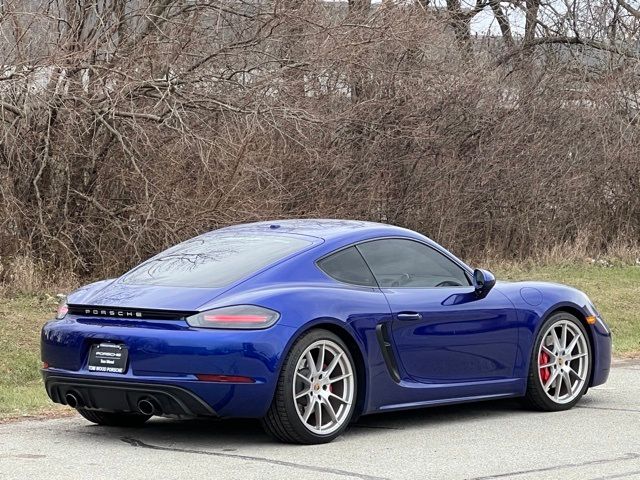 2022 Porsche 718 Cayman GTS 4.0