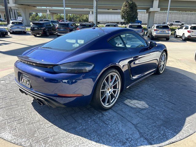 2022 Porsche 718 Cayman GTS 4.0