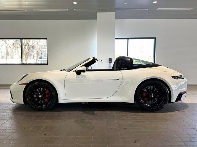 2022 Porsche 911 4S